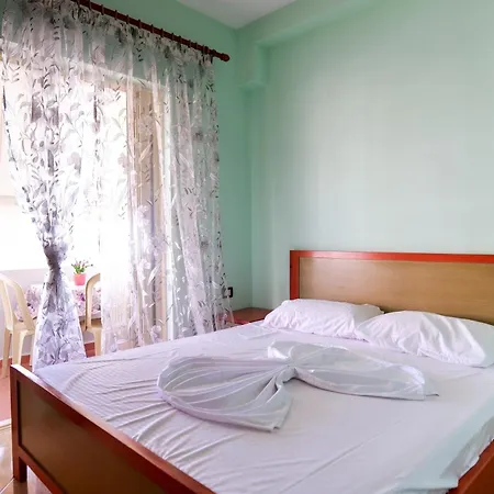 Homestay Rei Sarande