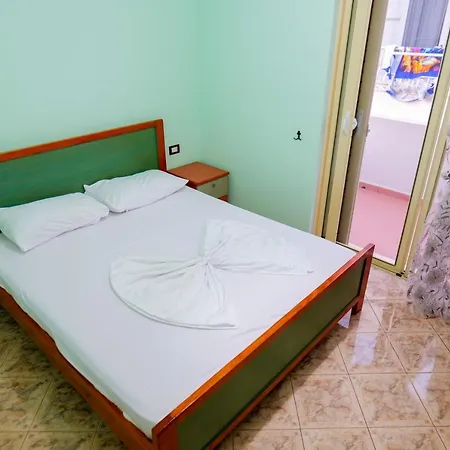 Rei Privatunterkunft Sarandë